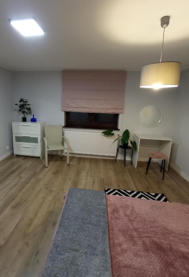 Apartament Pastelowy Gdansk 40 Metrow Z Widokiem Na Ogrod ภายนอก รูปภาพ